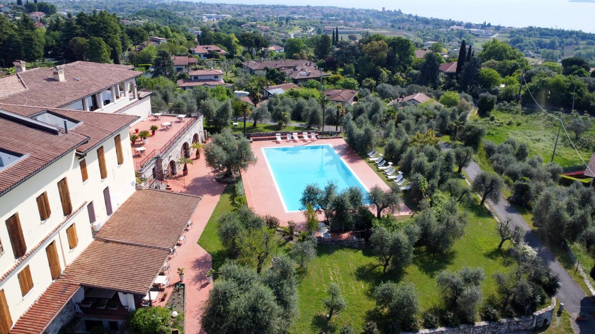 San Rocco Relais Aparthotel Soiano Del Lago Εξωτερικό φωτογραφία