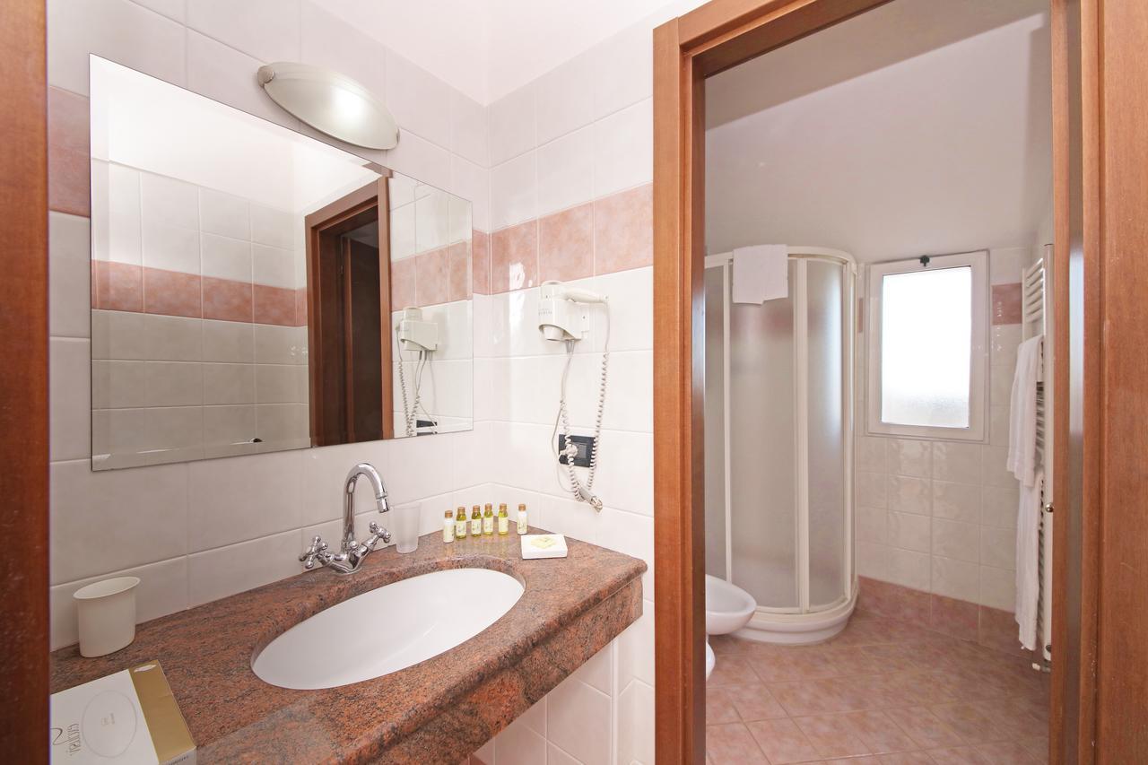 San Rocco Relais Aparthotel Soiano Del Lago Εξωτερικό φωτογραφία